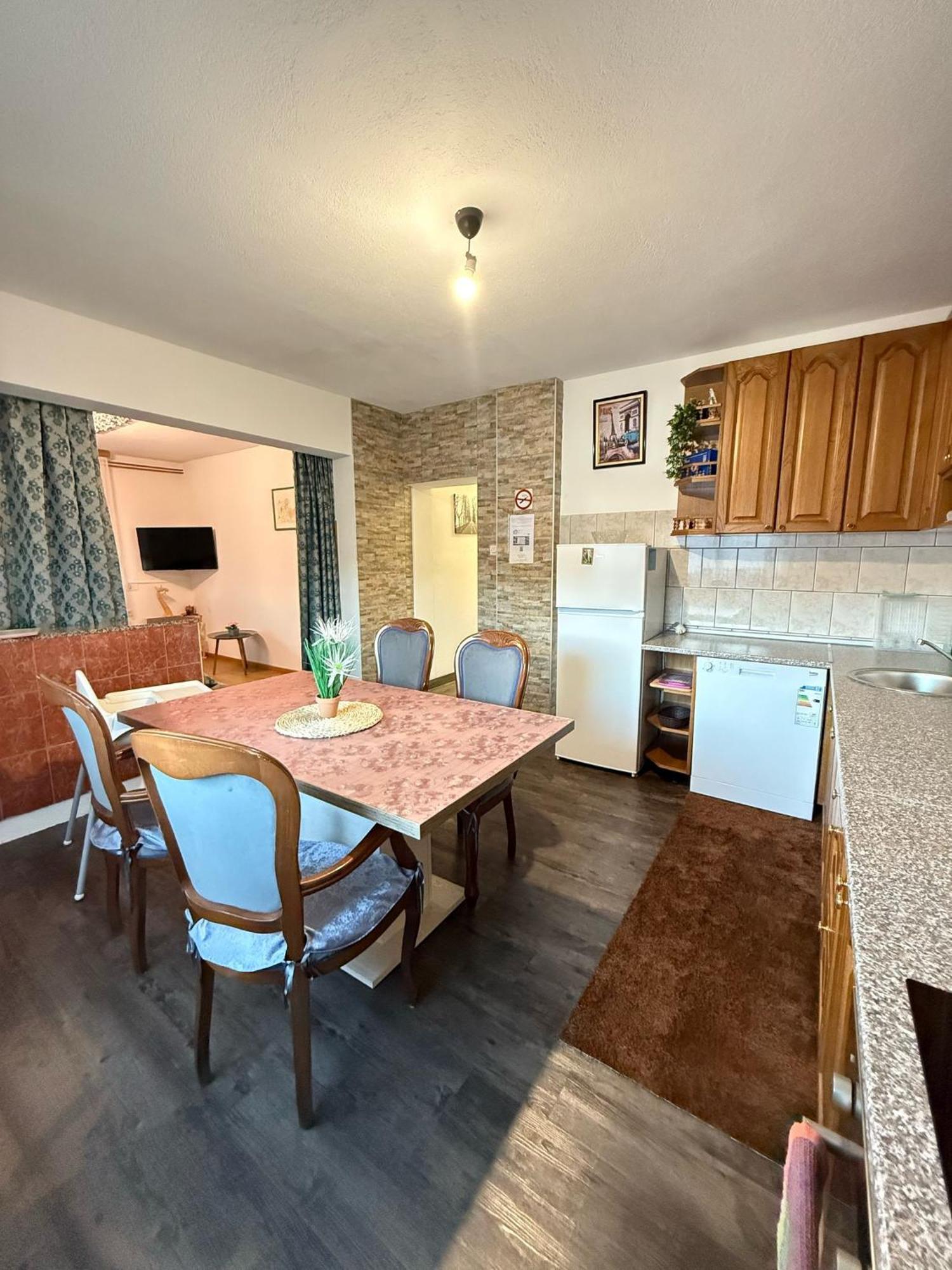 Apartments Marija Vrelo Koreničko Εξωτερικό φωτογραφία